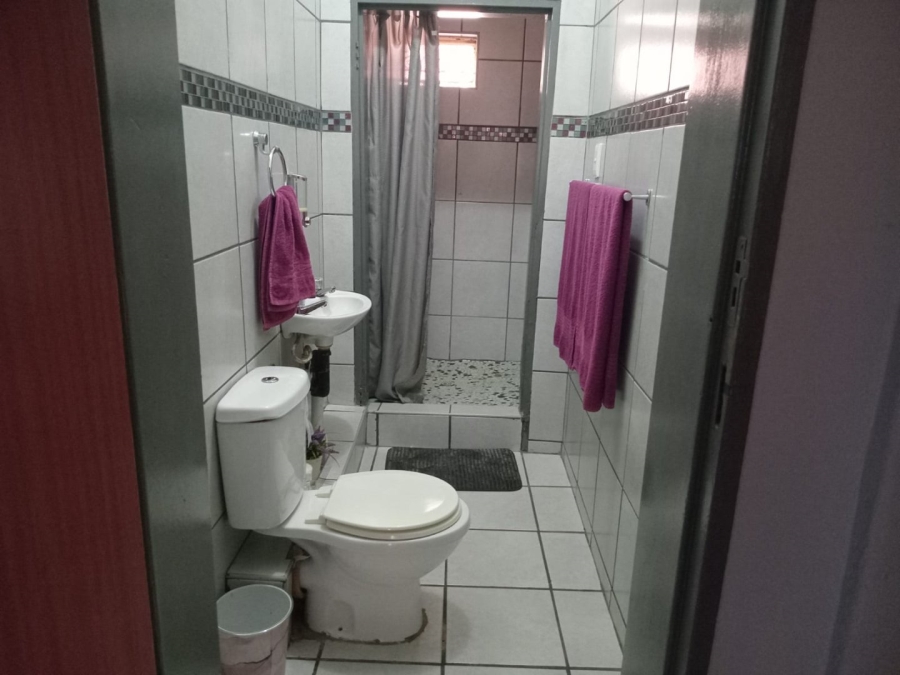  Bedroom Property for Sale in Bloemhof North West
